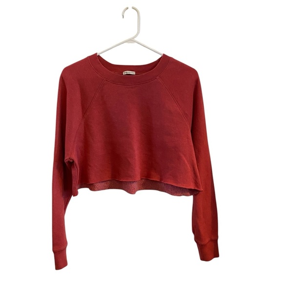 American Eagle ahh mazingly soft cropped red sweatshirt - Picture 3 of 5
